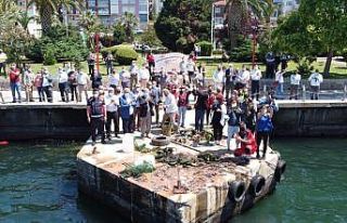 Kdz. Ereğli Belediyesi, denizden çöp çıkardı