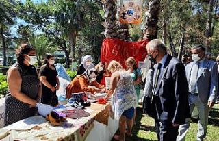 Kemer’de Halk Eğitim Merkezi sergisi açıldı