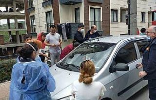 Kendisini arabaya kilitleyen sevimli bebek ekipleri...