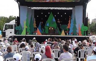 Kırıkkale’de çocukların tiyatro heyecanı