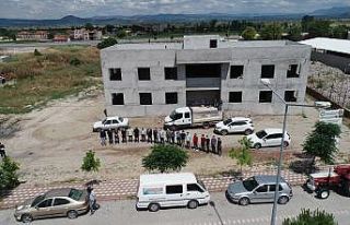 Kırkağaç’ta itfaiye binası tamamlanmak üzere
