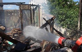 Kırklareli’nde metruk binada yangın