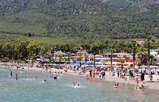 Kısıtlama öncesi sahillerde yoğunluk