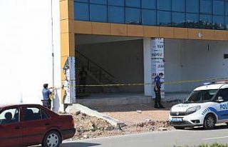 Kocaeli’de inşaatta iple asılı erkek cesedi bulundu