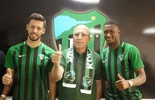 Kocaelispor, Yayıkcı ve Cisse ile sözleşme imzaladı
