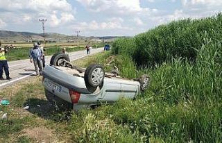 Kontrolden çıkan otomobil takla attı, sürücü...