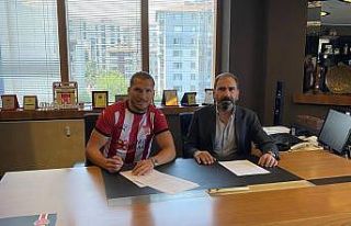 Koray Altınay resmen Sivasspor’da