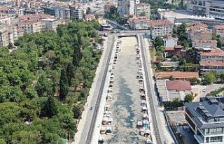 Kurbağalıdere de deniz salyası ile kaplandı