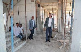 Kuş, yapımı süren gençlik merkezini inceledi