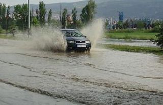 Kütahya’da sağanak yağış