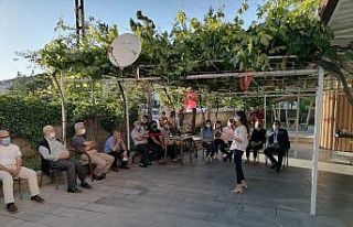 Mahalle mahalle gezip bağımlılıkla mücadele ediyorlar