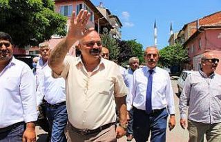 Mahmut Demir: “Gönülleri kırılan çiftçilerimizle...