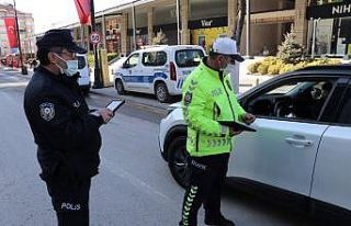 Malatya’da kısıtlamayı ihlal eden 21 kişiye...