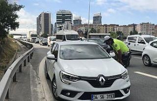 Maltepe’de çakarlı araç ve emniyet şeridi denetimi