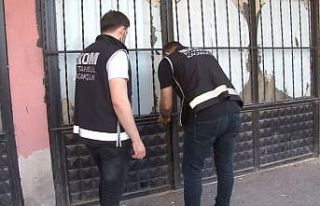 Maltepe’de kaçak cinsel içerikli ürün üreten...