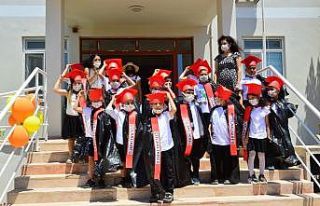 Manavgat’ta 324 öğrenci ilk karnelerini almanın...