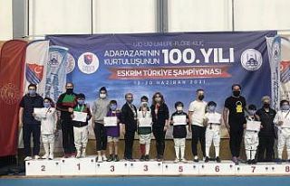 Manisa BBSK’dan eskrimde bir madalya daha