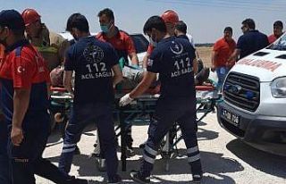 Mardin’de iki araç kafa kafaya çarpıştı: 4...