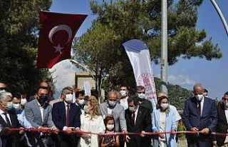 Marmaris’te beş yıldızlı otel konforundaki halk...