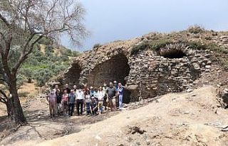 Mastaura ilk ziyaretçileri ile buluştu