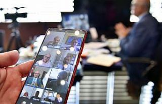 MCBÜ’de ’Çalışan ilişkileri semineri’ gerçekleştirildi