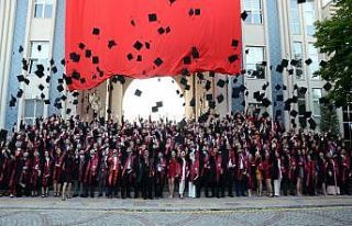 Meram Tıp Fakültesinde mezuniyet sevinci