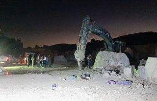 Mermer ocağında feci ölüm
