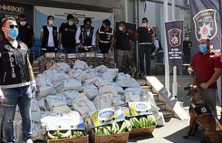 Mersin’de ele geçirilen kokainin miktarı 1 ton...