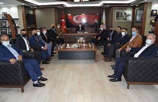 MHP, tersanelerde askeri gemi yapımını gündeme...