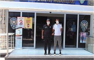 Motosiklet hırsızını bekçiler yakaladı