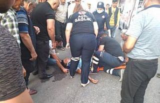 Motosikletlerin karıştığı kazada 3 kişi yaralandı