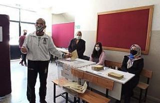 Muhtarları olmayan mahalleler yeni muhtarlarını...