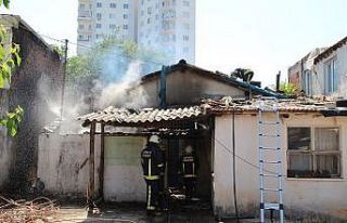 Müstakil evdeki yangın büyümeden söndürüldü