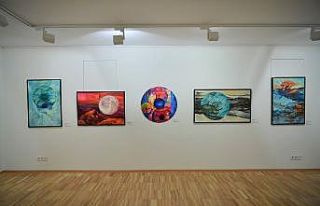 ‘Namevcut’ sergisi sanatseverlere kapılarını...