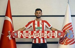 Nevşehir Belediyespor Burak Koçer’i renklerine...