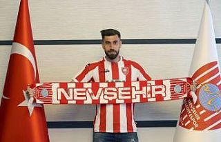 Nevşehir Belediyespor, Yalovaspor’dan Cemal Doğu’yu...