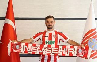 Nevşehir Belediyespor’da Hüseyin Civelek yuvaya...
