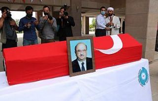 Niğde ÖHÜ kurucu Rektörü Yazgan için tören...
