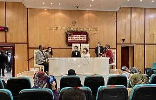 Nikahlar, davetliler huzurunda kıyılmaya başlandı