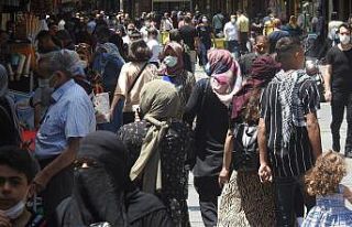 Normalleşme sonrası Gaziantep’te çarşı yoğunluğu...