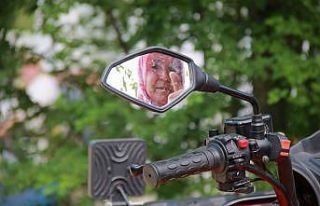 O, tozlu topraklı köy yollarının ATV’li Seher...