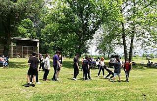 Öğrenciler doğada hem eğlenip hem öğrendiler