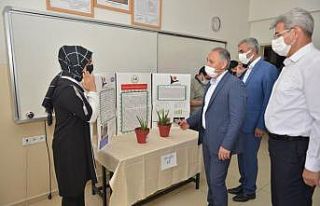 Öğrencilerin hazırladığı proje sergisi açıldı
