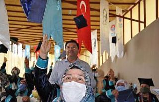 Okuryazarlık eğitimi alan Maltepeli kadınlar “kep...