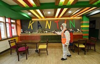 Ordu’da okul ve kahvehanelerde dezenfekte çalışmaları...