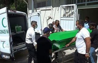 Otomobilde silahlı saldırıya uğrayan genç hayatını...