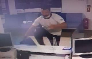 (Özel) Bankayı gece yarısı böyle soydu, aldığı...