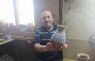 (ÖZEL) Çömlekçilik sanatı marifetli ustaların...
