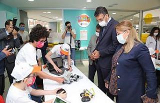 (ÖZEL) Kütahya’da ’Kendin Yap Atölyeleri’...