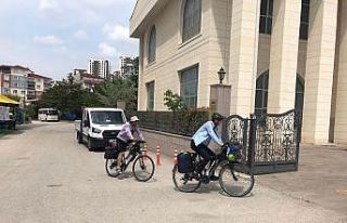 (ÖZEL) Otobüs yerine bisikletleriyle tura çıktılar